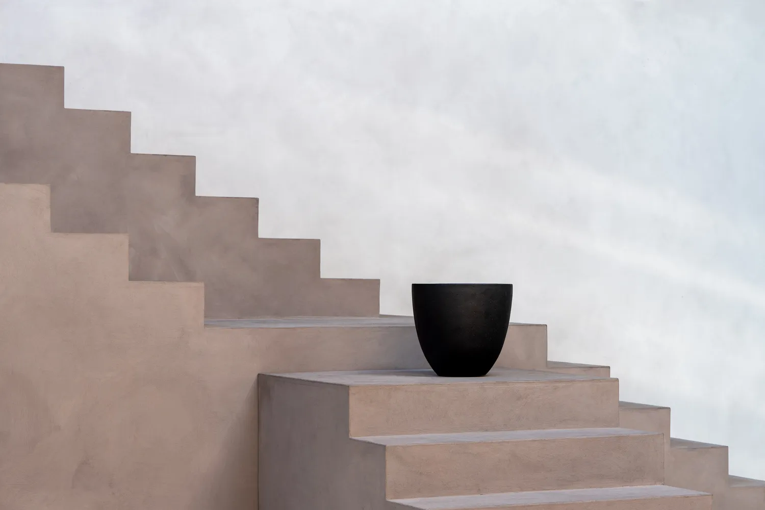 Grigio Egg Pot - Anthracite