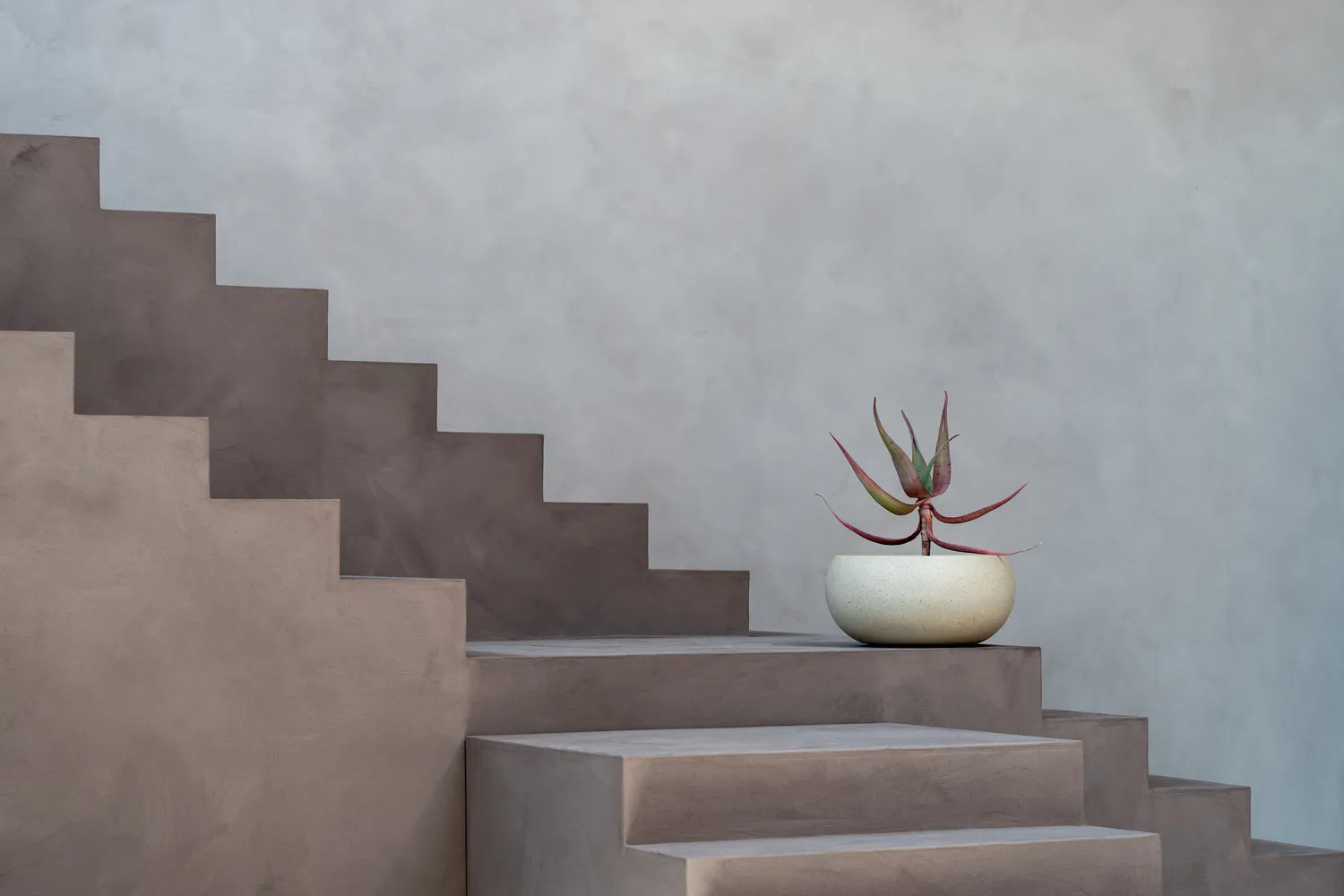 Grigio Low Balloon - Antique White