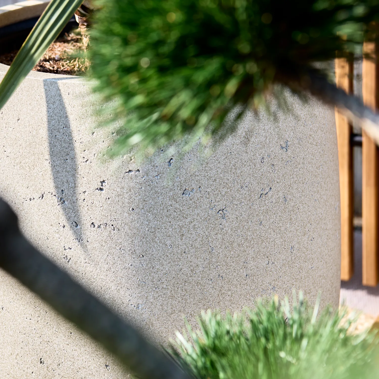 Grigio Modern Pot - Antique White