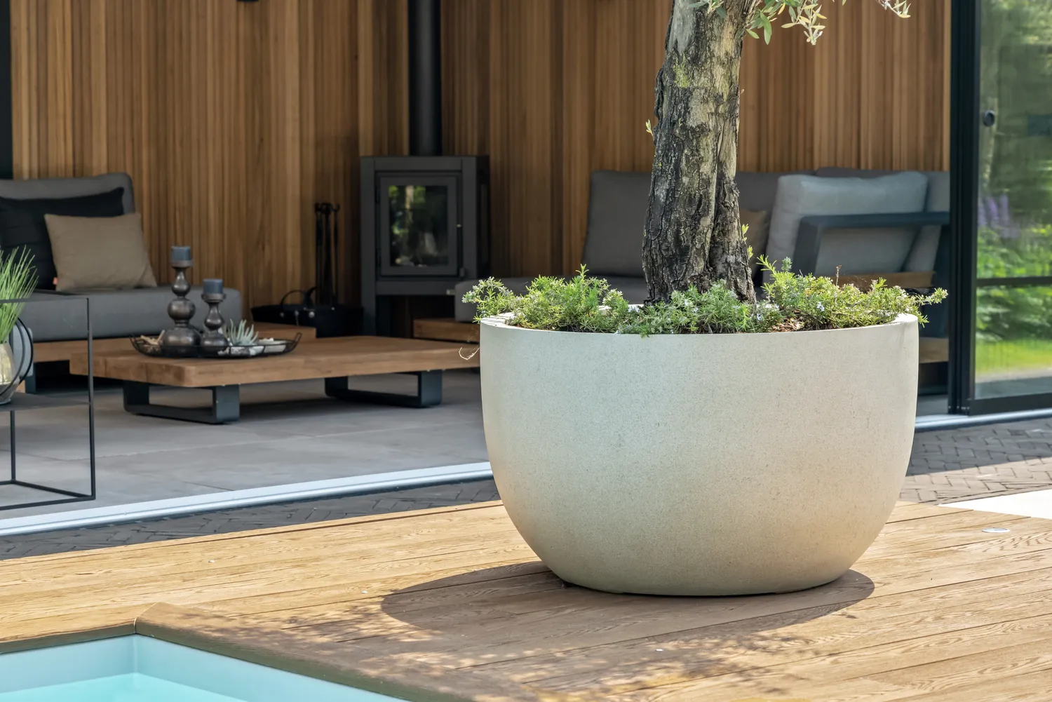 Grigio New Egg Pot Low - Antique White